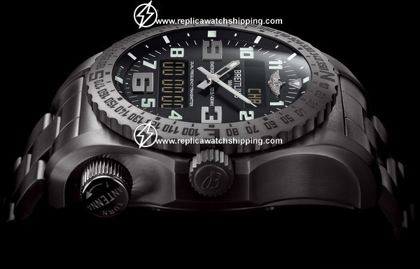 0-breitling-emergency-2
