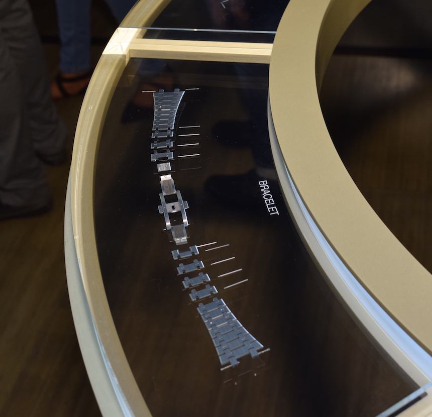 Deconstructed version of a modern Royal Oak bracelet in stainless steel