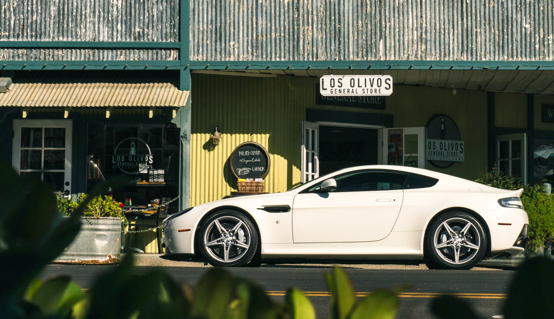 Aston-Martin-Vantage-GTS-2016--15