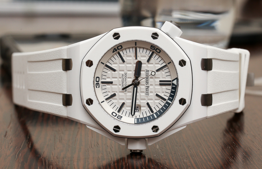 Audemars-Piguet-Royal-Oak-Offshore-Diver-White-Ceramic-13