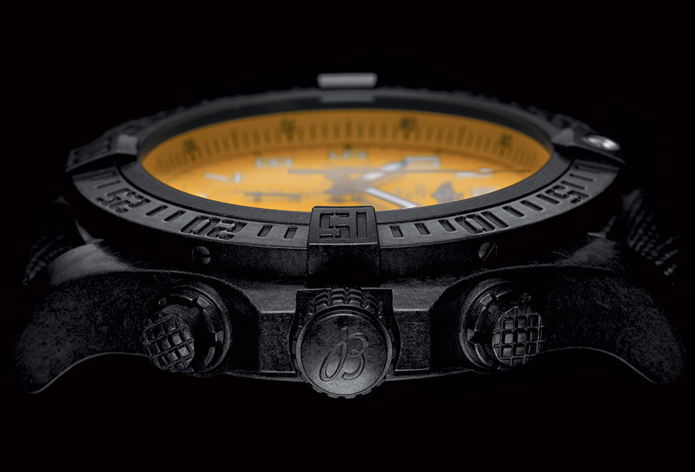 Breitling-Avenger-Hurricane-12H-2