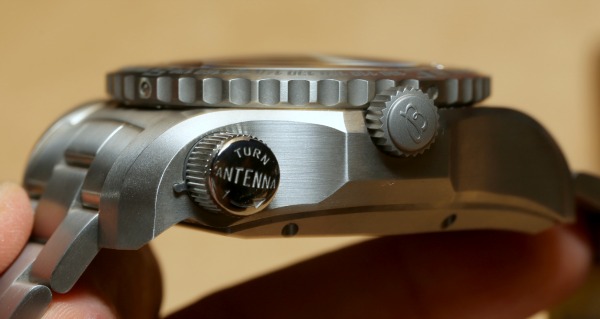 Breitling-Emergency-II-4