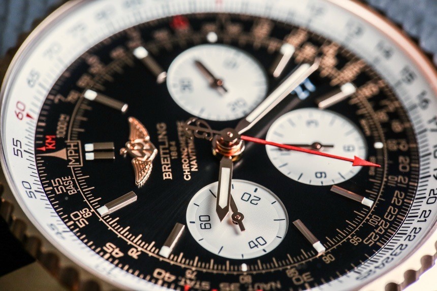 Breitling-Navitimer-01-Gold-43mm--18