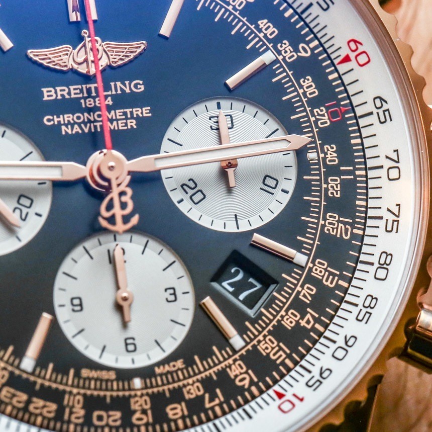Breitling-Navitimer-01-Gold-43mm--3