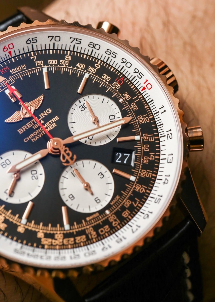 Breitling-Navitimer-01-Gold-43mm--9