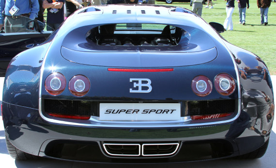 Bugatti Veyron Super Sport rear