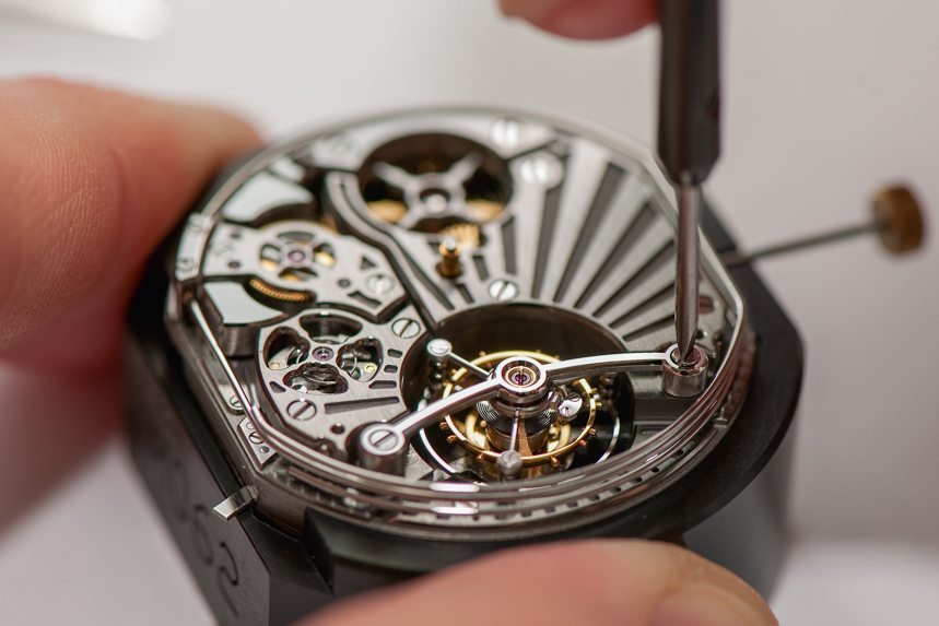 Bulgari-Haute-Horlogerie-Workshop--10