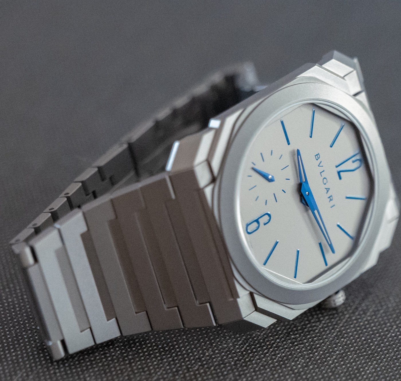 bulgari octo finissimo automatic blue dial limited edition