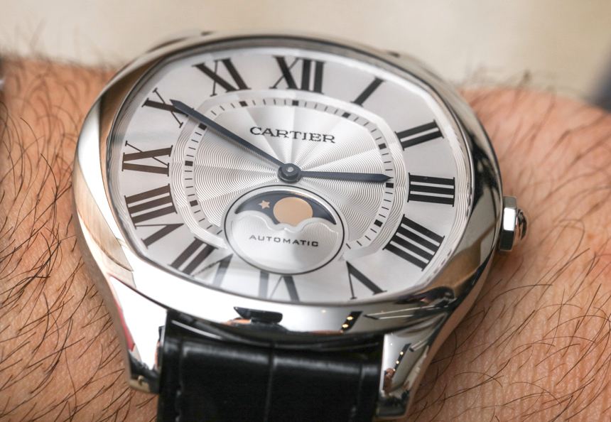 Cartier-Drive-De-Cartier-Moon-Phases-and-Cartier-Drive-De-Cartier-Extra-Flat--05