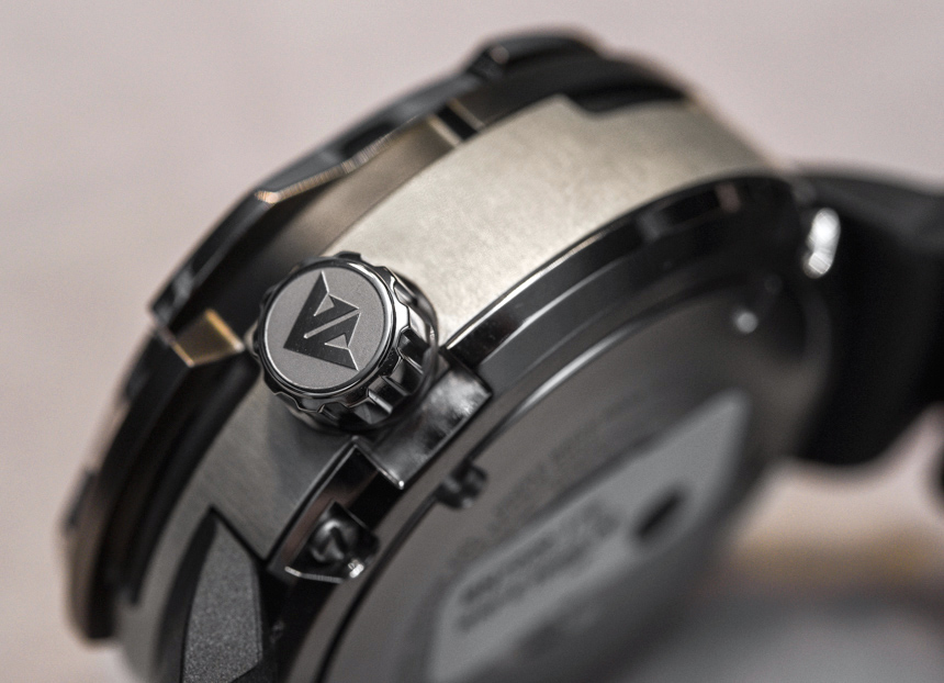 Citizen-Eco-Drive-Promaster-Professional-Diver-1000m-Watch-10