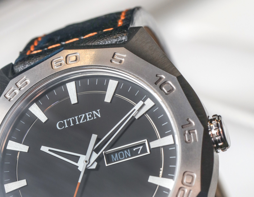 citizen-eco-drive-super-titanium-aw0060--02