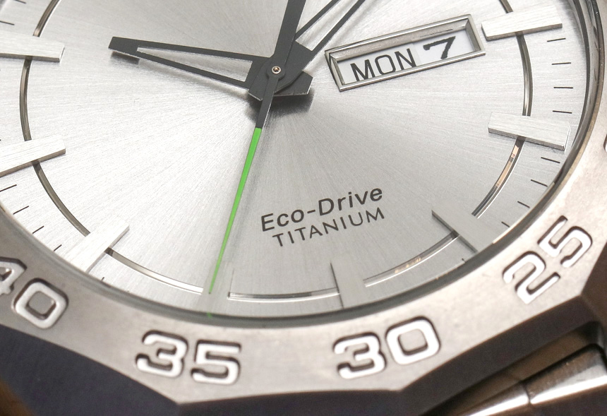 citizen-eco-drive-super-titanium-aw0060--12