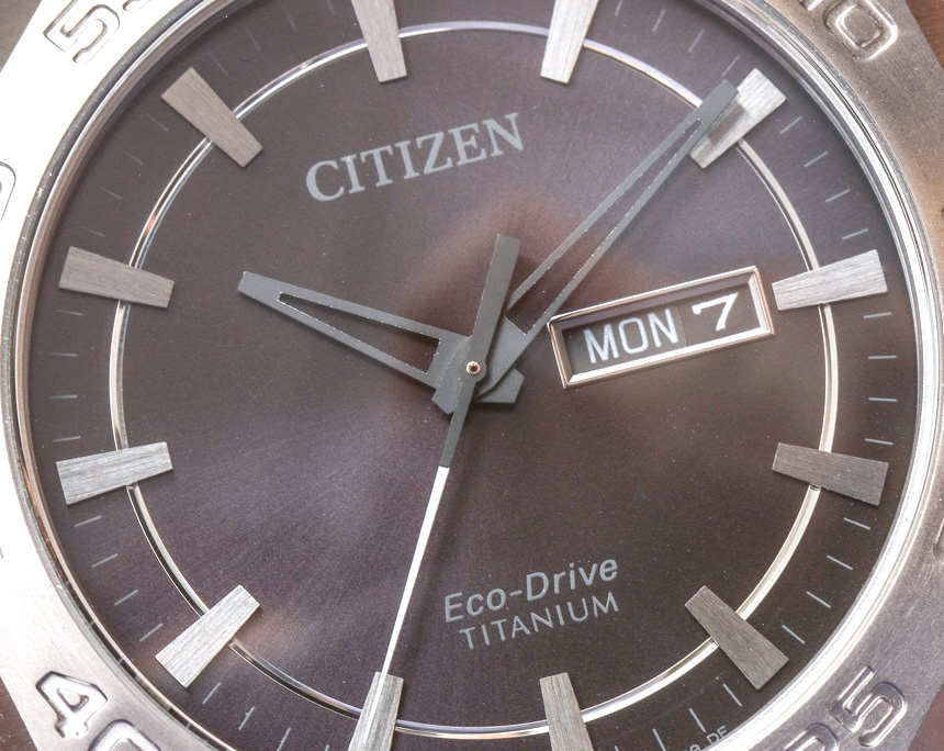 citizen-eco-drive-super-titanium-aw0060--15