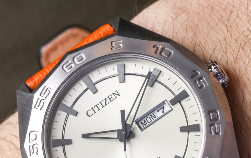 citizen-eco-drive-super-titanium-aw0060--28