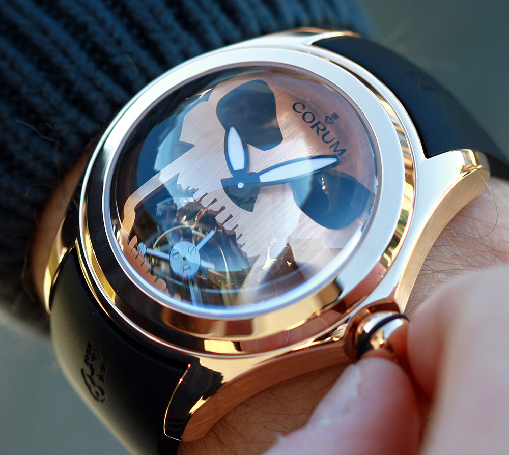 corum-bubble-47-flying-tourbillon-4