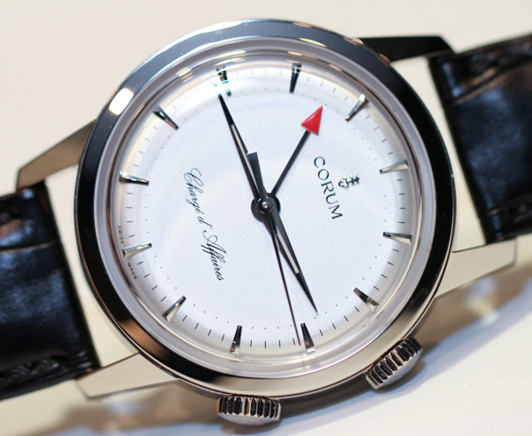 Corum Charge Affaires-5