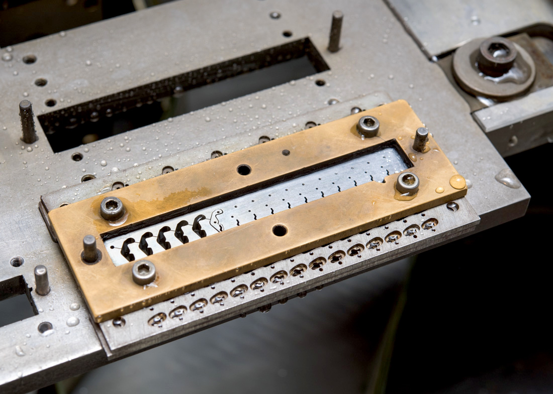 Glashutte-Original-Manufacture-Screw-Dial-Movement-Watchmaker--120