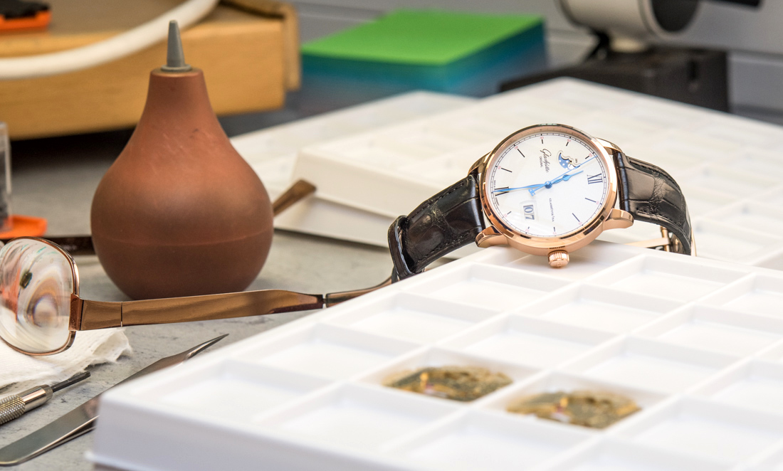 Glashutte-Original-Manufacture-Screw-Dial-Movement-Watchmaker--121