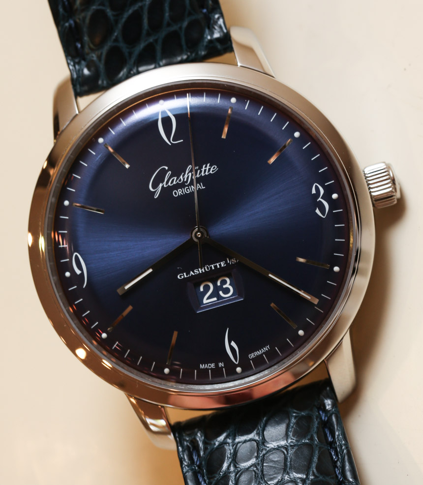 Glashutte-Original-Senator-Sixties-Panorama-Date-blue-9
