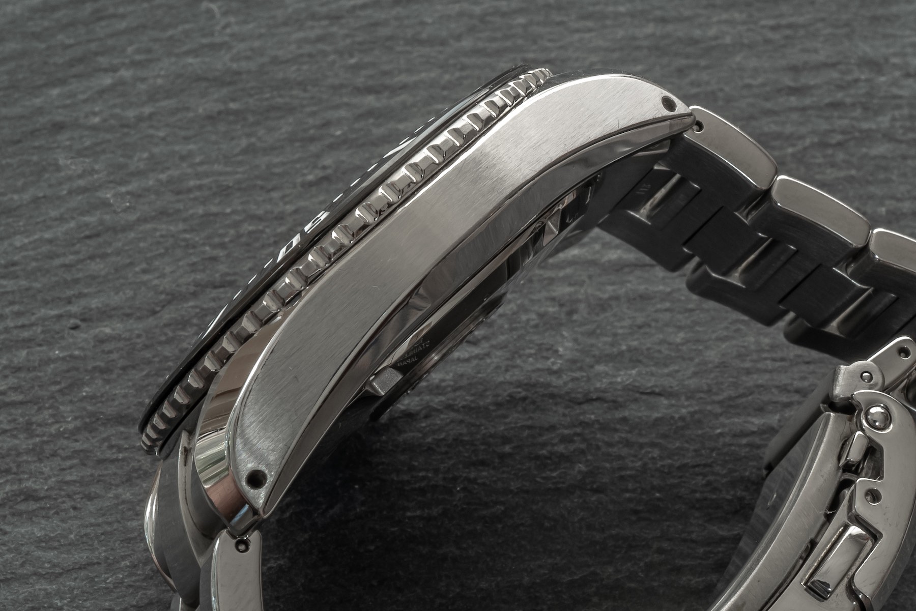 grand seiko quartz diver sbga117