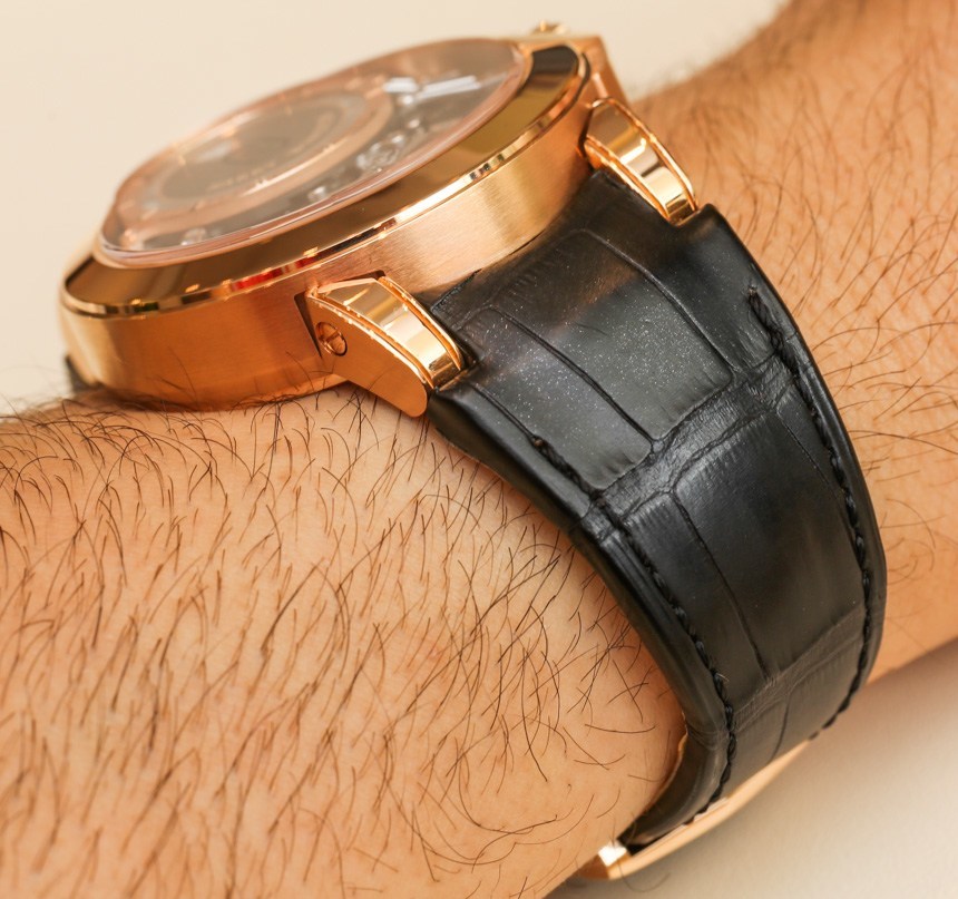 Harry-Winston-Ocean-Tourbillon-Jumping-Hour--5