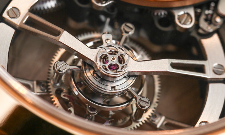 Harry-Winston-Ocean-Tourbillon-Jumping-Hour--7