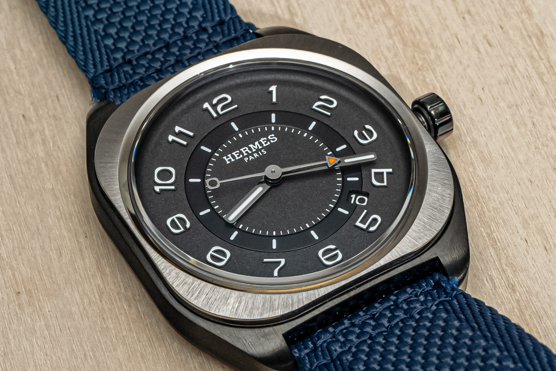 hermes h08