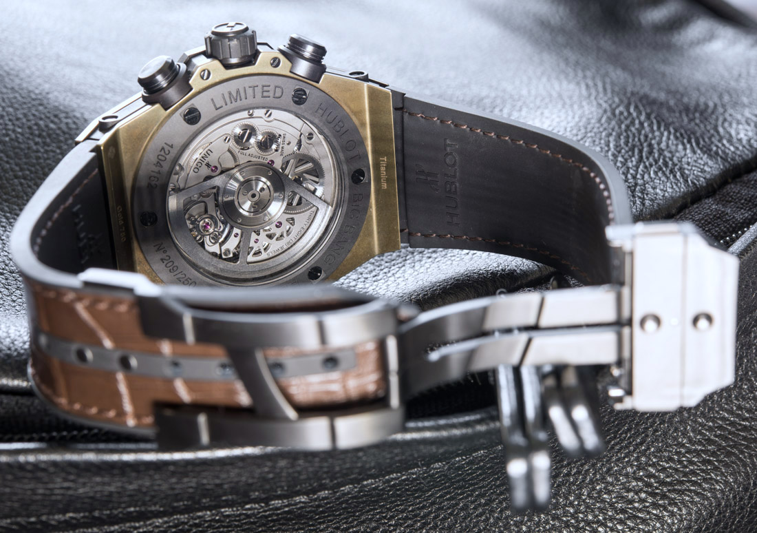 Hublot-Big-Bang-Unico-Magic-Gold-Chronograph-scratch-test-scratchproof-ceramic-titanium-two-tone--41