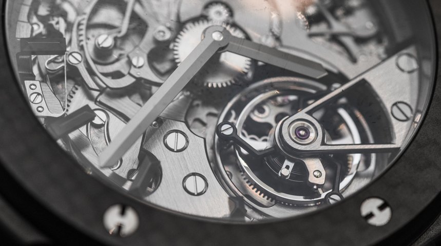 Hublot-Classic-Fusion-Cathedral-Minute-Repeater-Carbon-Fiber-7
