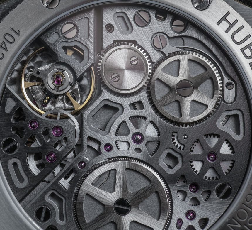 Hublot-Classic-Fusion-Power-Reserve-Titanium--24