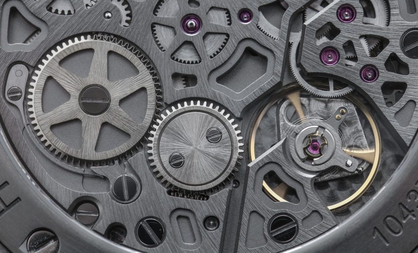 Hublot-Classic-Fusion-Power-Reserve-Titanium--25