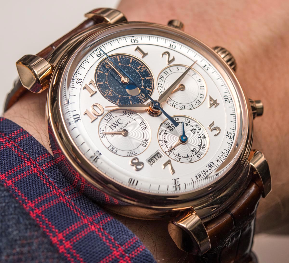IWC-Da-Vinci-Perpetual-Calendar-Chronograph-IW392101-2017--6