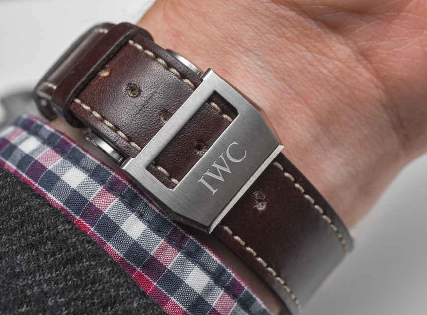 iwc-pilots-watch-double-chronograph-edition-antoine-de-saint-exupery-iw371808--12