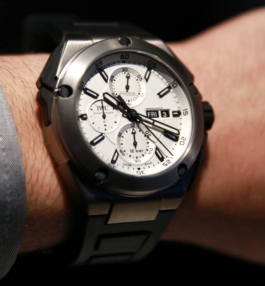 IWC_Ingenieur_Double_Chronograph_Titanium-11