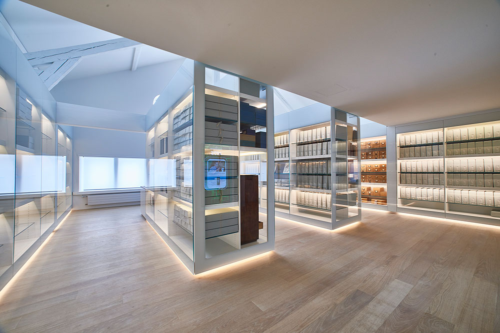 Jaeger-LeCoultre-Manufacture-Heritage-Gallery-4