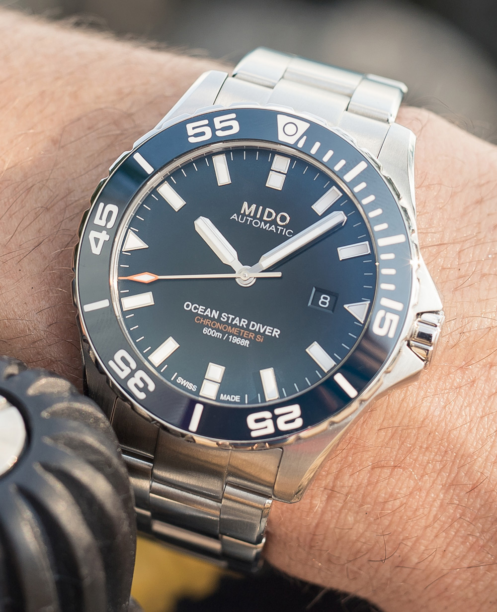 Mido Ocean Star Diver 600 blue wrist