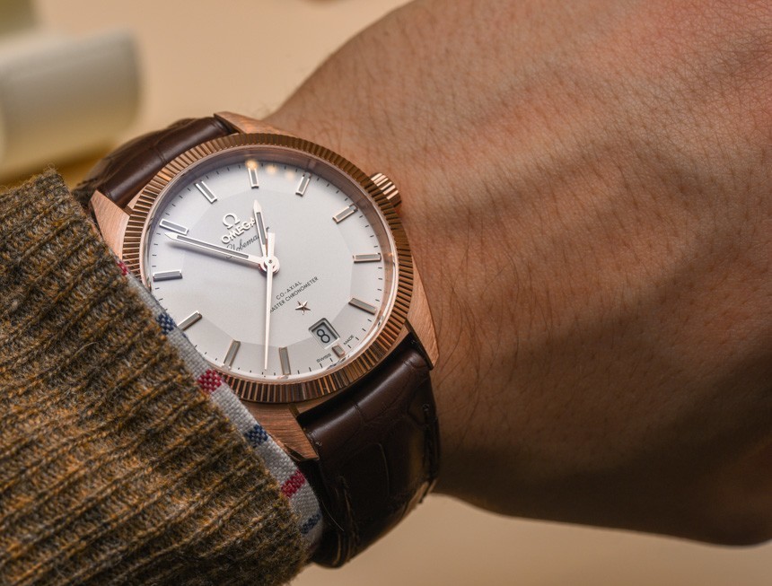Omega-Globemaster-Co-Axial-Master-Chronometer-hands-on--25