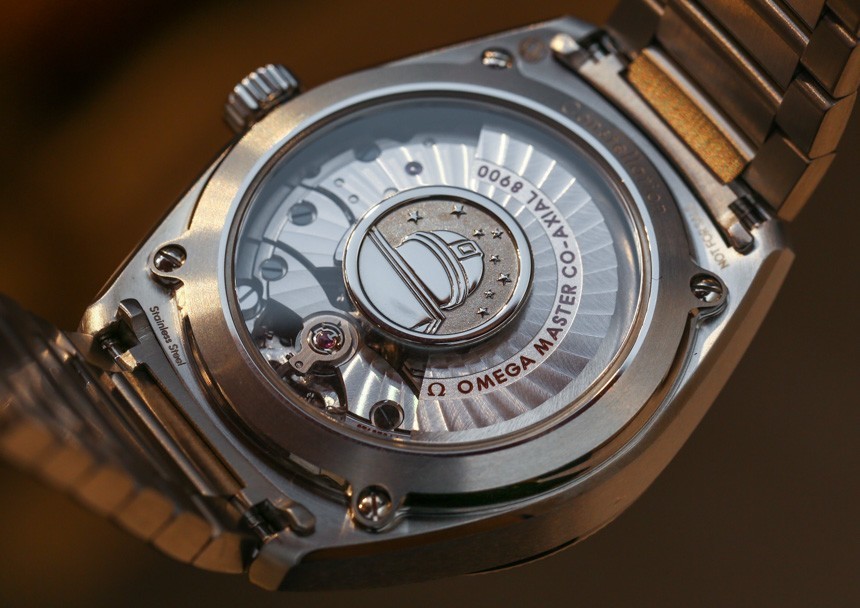 Omega-Globemaster-Co-Axial-Master-Chronometer-hands-on--4