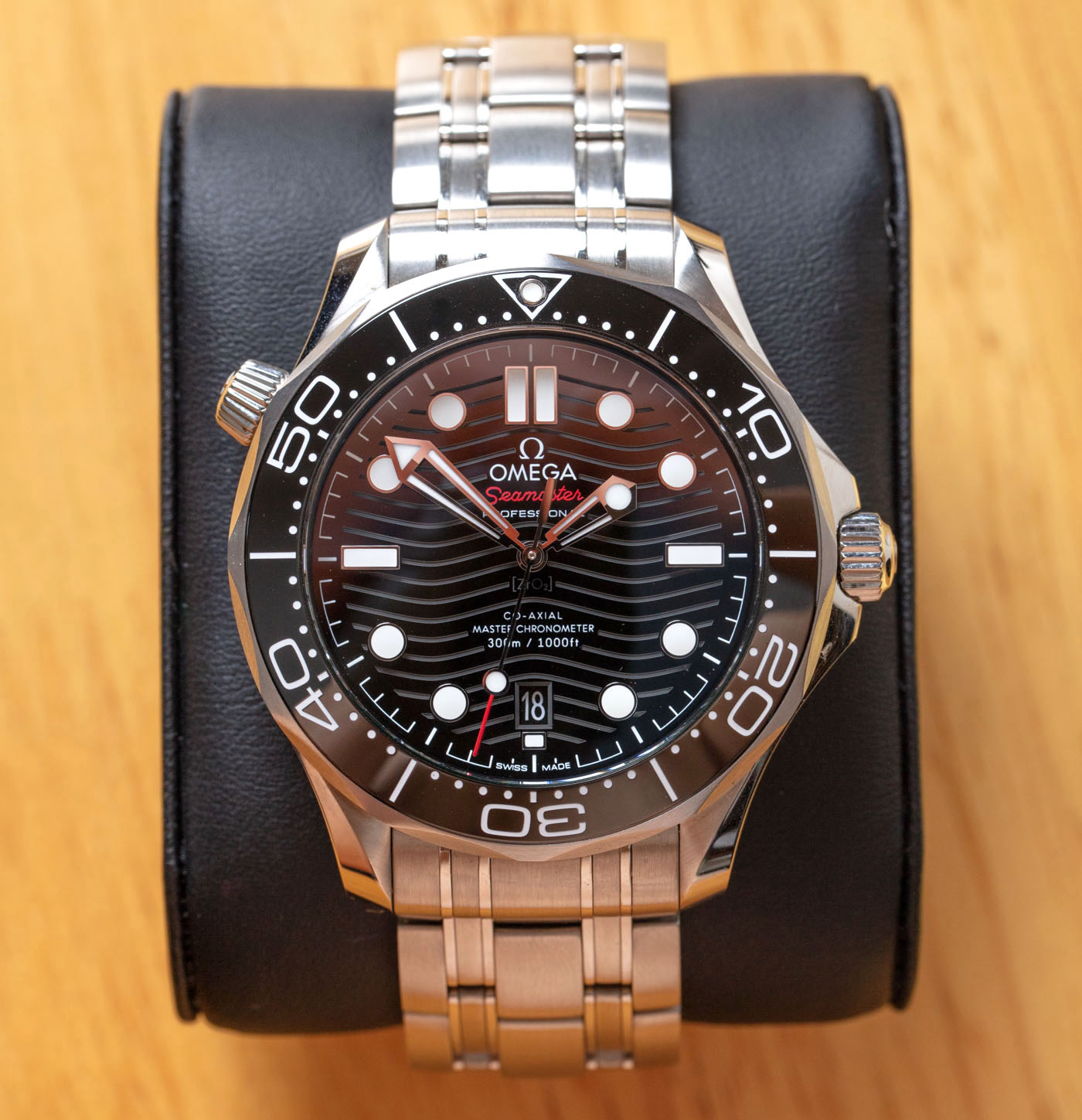 omaga seamaster 300m co-axial master chronometer