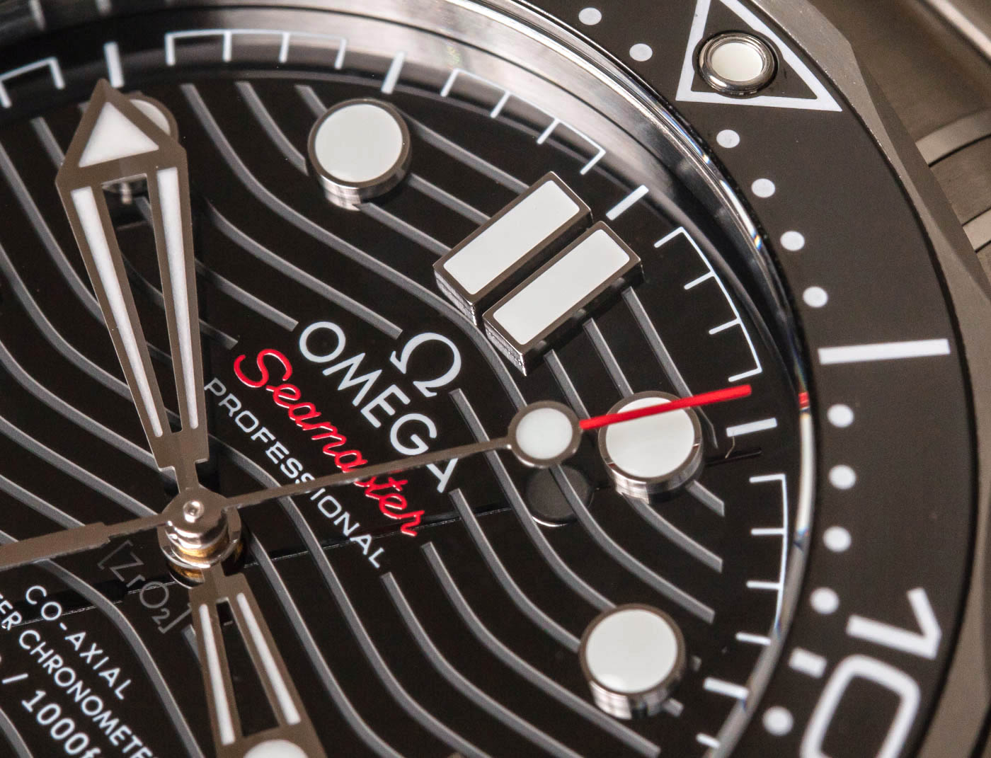 omaga seamaster 300m co-axial master chronometer