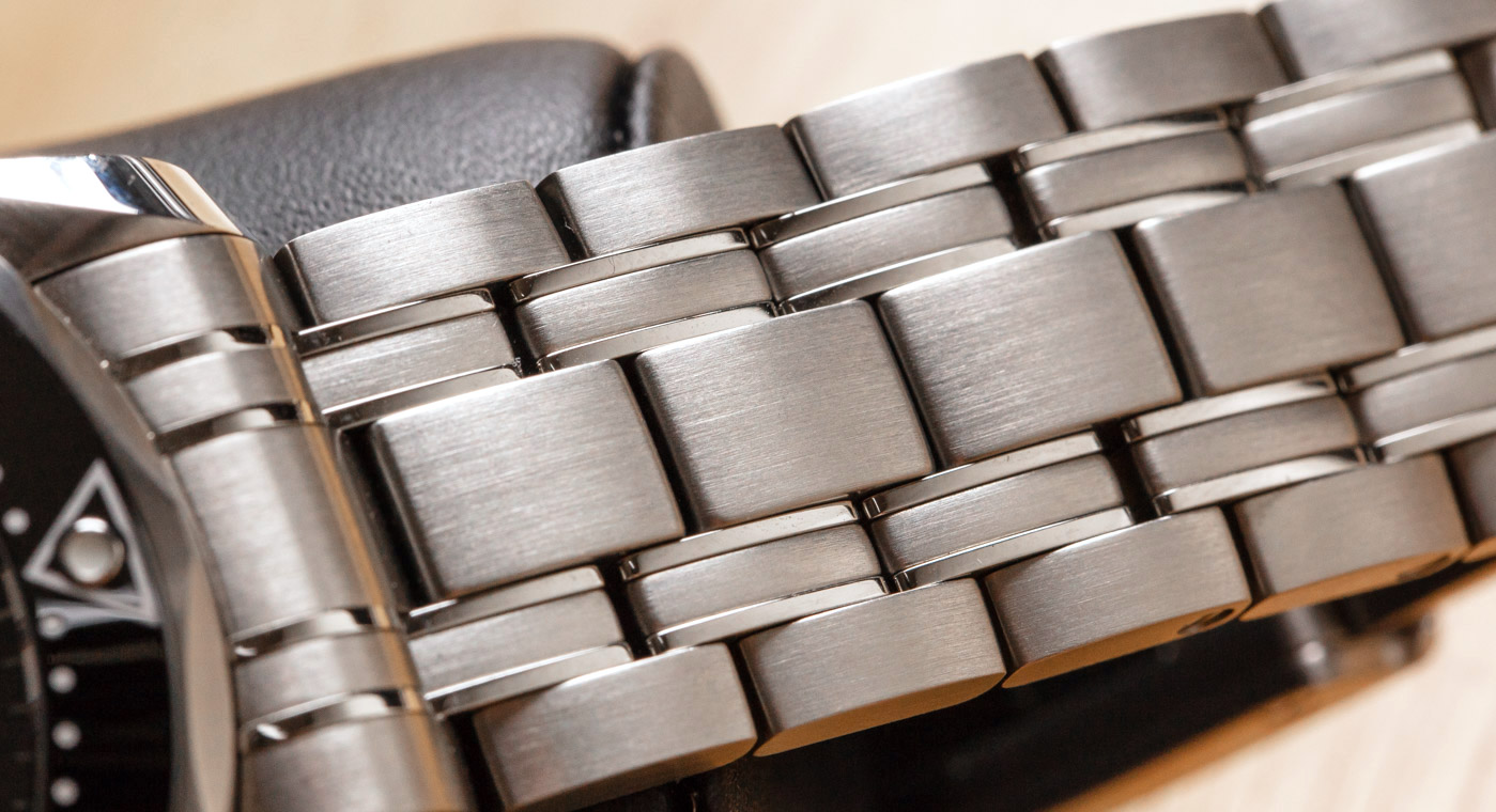 omaga seamaster 300m co-axial master chronometer bracelet