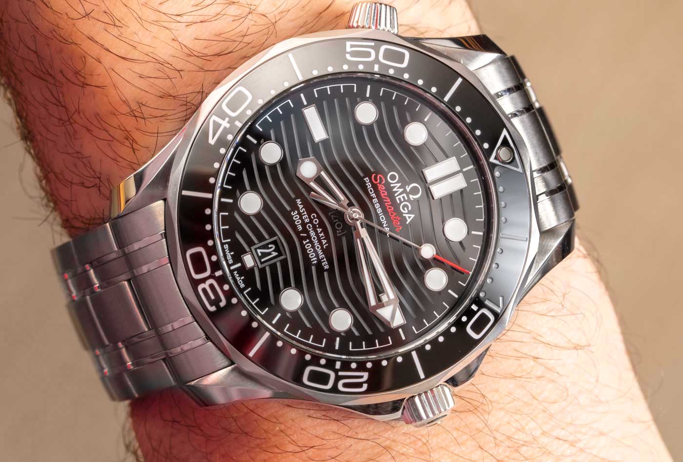 omaga seamaster 300m co-axial master chronometer
