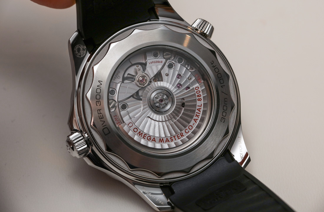 omega seamaster professional 300m diver case back