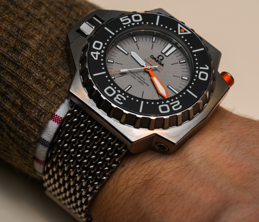Omega-Seamaster-Ploprof-1200M-2015--hands-on-23