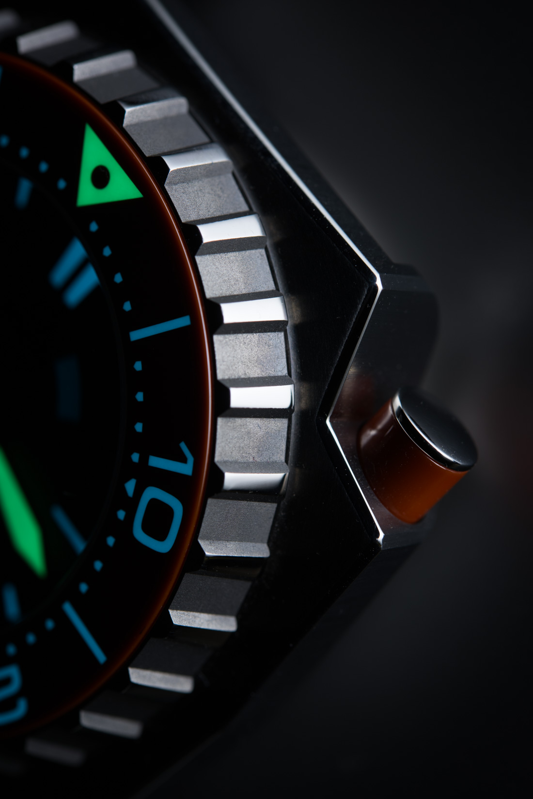 omega-seamaster-ploprof-1200m-co-axial-master-chronometer-orange-22790552199002--28