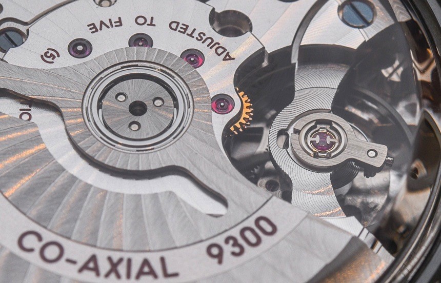 Omega-Speedmaster-Dark-Side-Of-The-Moon-New-Colors--34