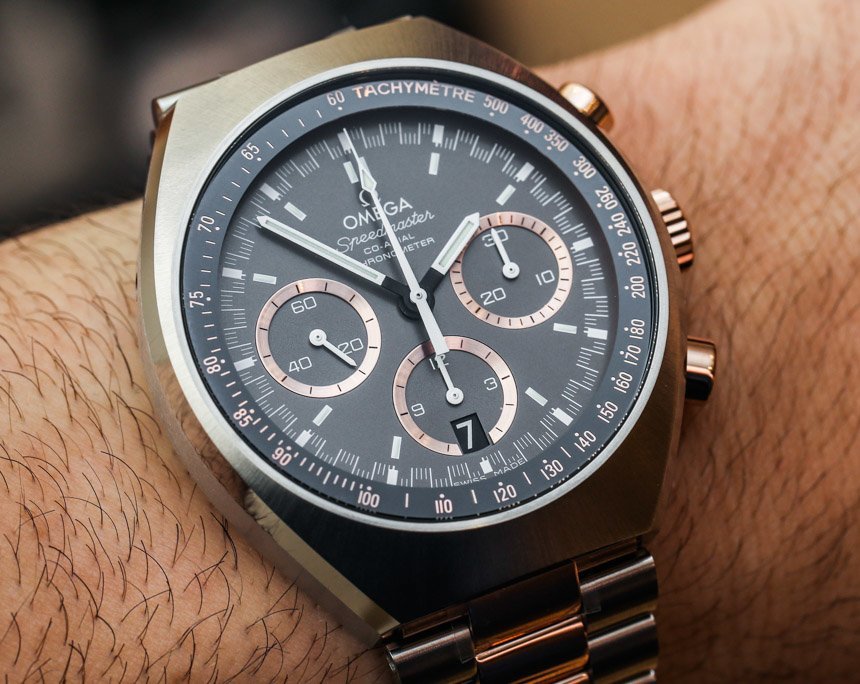 Omega-Speedmaster-Mark-II-Two-Tone-Sedna-032720435001001--4
