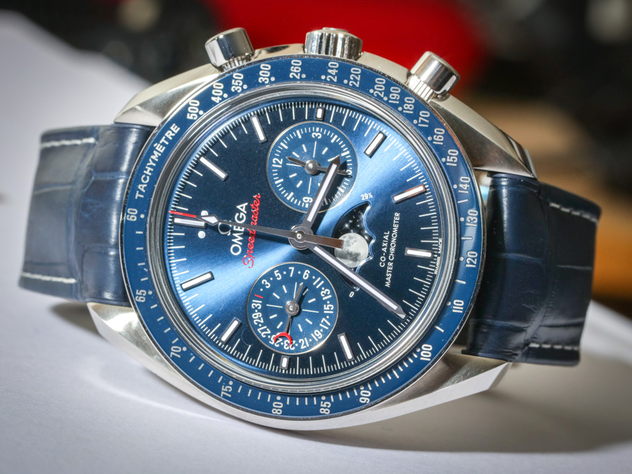 Omega-Speedmaster-Moonwatch-Co-Axial-Master-Chronometer-Moonphase-Chronograph-30433445203001--30