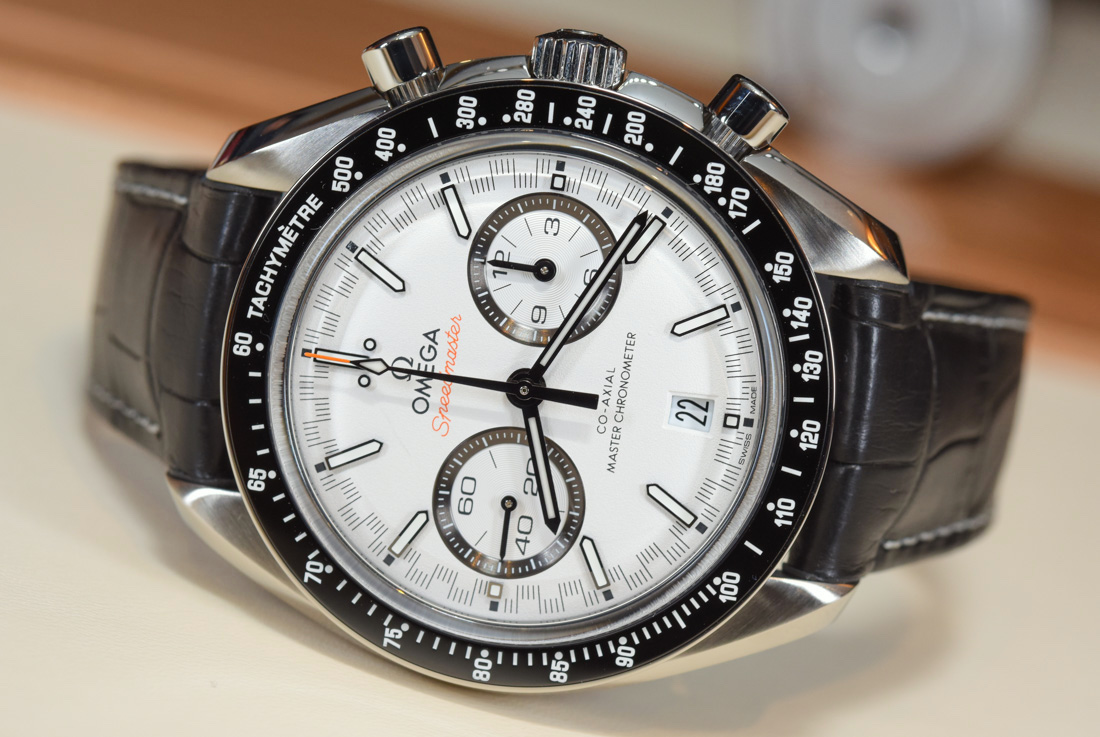 Omega-Speedmaster-Racing-Master-Chronometer-2017--1