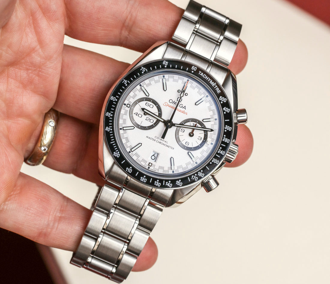 Omega-Speedmaster-Racing-Master-Chronometer-2017--12